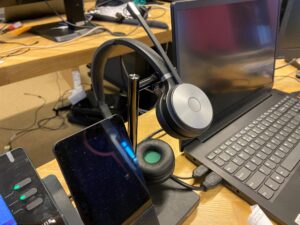 Noise cancelling headset